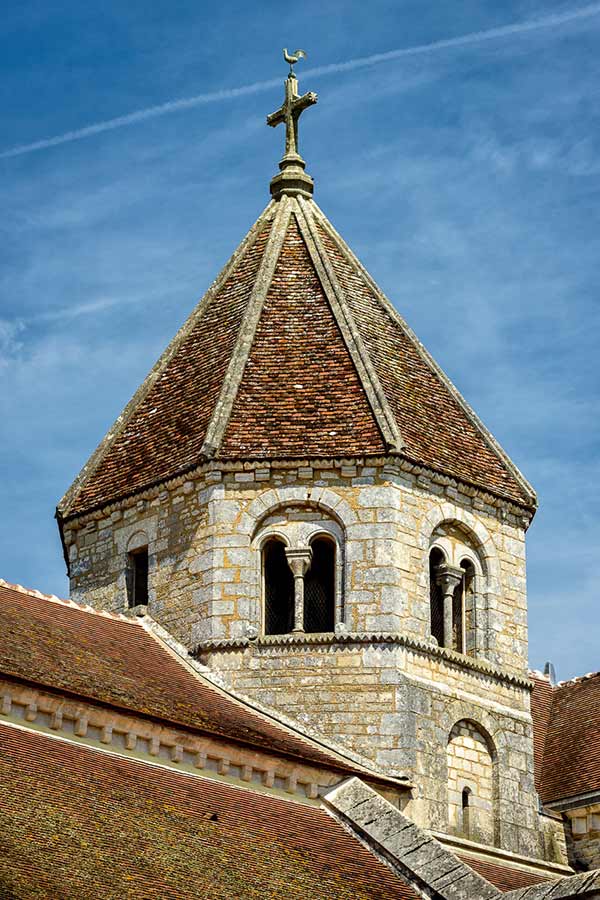 Kerk van Sacy, langs het 4x4 roadbook