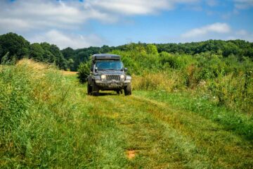 Lekker off-road rijden met je 4x4 in het Pays Sedanais Lekker off-road rijden met je 4x4 in het Pays Sedanais