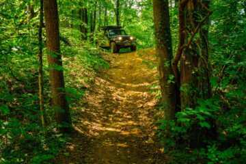 4x4 parcours tijdens het 4x4 roadbook tussen Sedan en Bohan 4x4 parcours tijdens het 4x4 roadbook tussen Sedan en Bohan